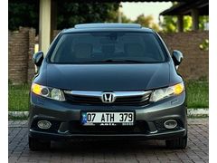 Sahibinden Honda Civic 1.6i VTEC ECO Elegance 2012 Model