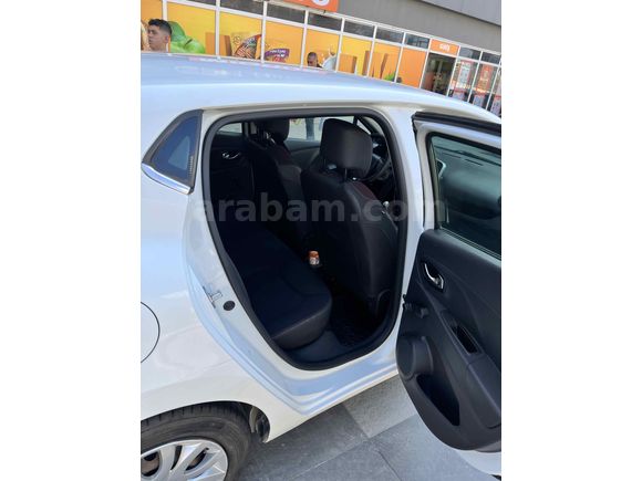 Sahibinden Renault Clio 1.5 dCi Joy 2015 Model 