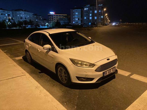 Focus 2015 Trend X Hasar Kayıtsız Değişensiz Temiz Aile Arabası