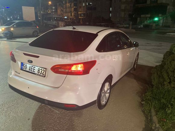 Focus 2015 Trend X Hasar Kayıtsız Değişensiz Temiz Aile Arabası