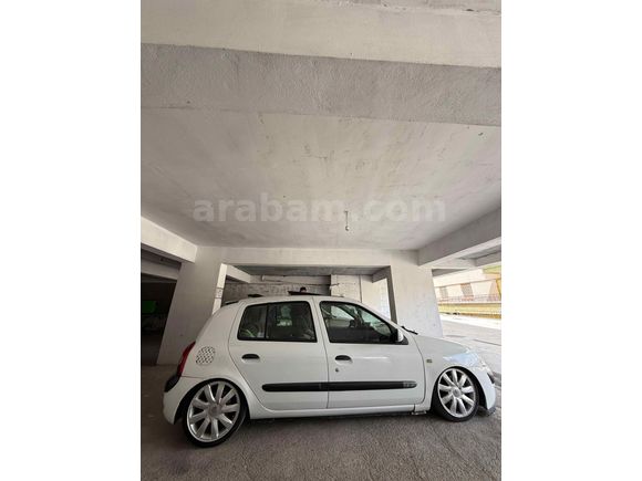 Sahibinden Renault Clio 1.4 Privilege 2002 Model  264.000 km Beyaz