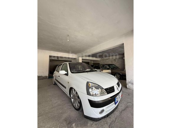 Sahibinden Renault Clio 1.4 Privilege 2002 Model  264.000 km Beyaz