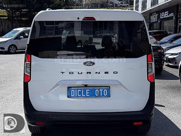DİCLE'den 2025 COURİER HAYALET EKRAN GERİ GÖRÜŞ KREDİ+TAKAS İLE
