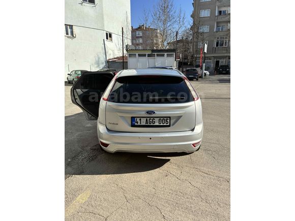 Sahibinden Ford Focus 1.6 Collection 2010 Model Kocaeli