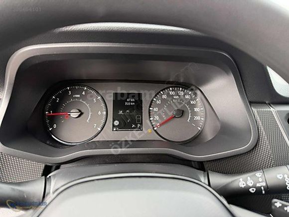 2026 ÇIKIŞLI TRAFİC OTOMATİK VİTES HEMEN TESLİM %20 FATURALI