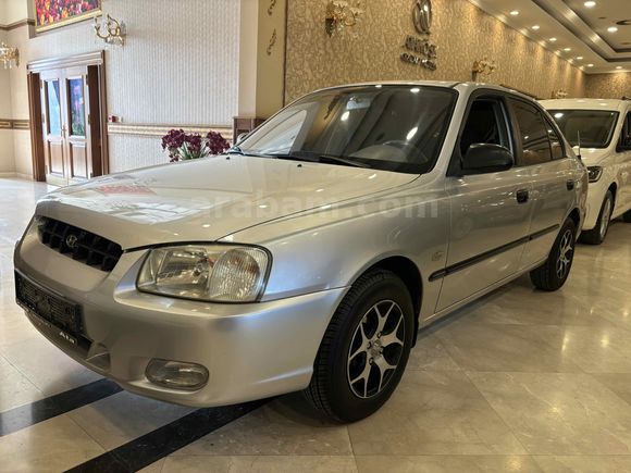 TERTEMİZ KLİMALI DÜŞÜK KM SAFKAN BENZİNLİ