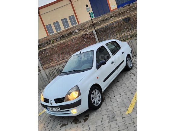 Değişensiz Renault Clio 1.4 Authentique 2003 Model