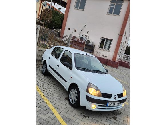 Değişensiz Renault Clio 1.4 Authentique 2003 Model
