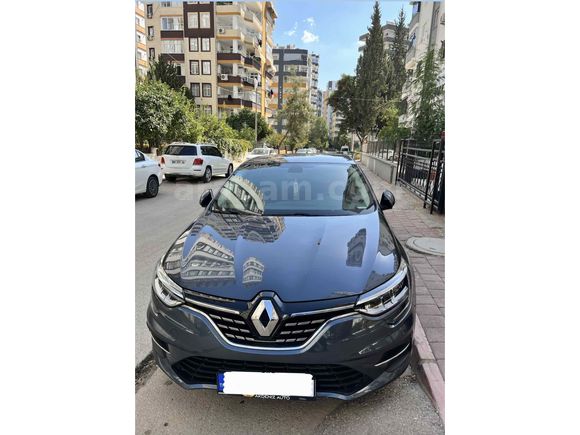 Sahibinden Renault Megane 1.3 TCe Icon 2024 Model 