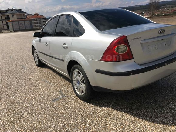 Sahibinden Ford Focus 1.6 TDCi Trend 2006 Model 