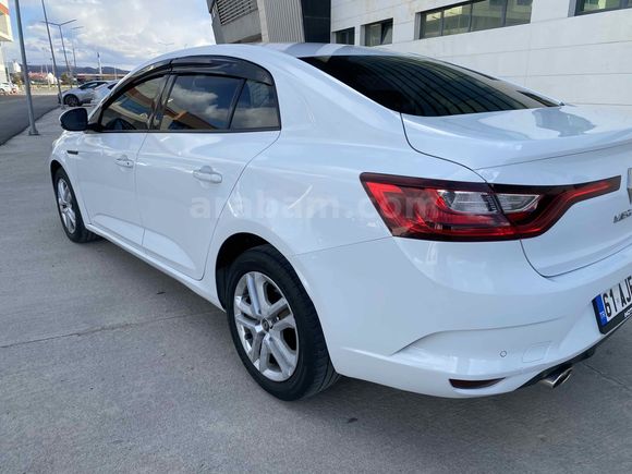 Sahibinden Renault Megane 1.3 TCe Joy 2020 Model 