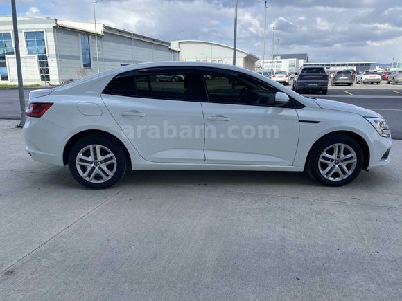 Sahibinden Renault Megane 1.3 TCe Joy 2020 Model 