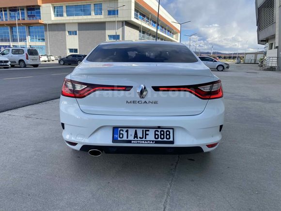 Sahibinden Renault Megane 1.3 TCe Joy 2020 Model 