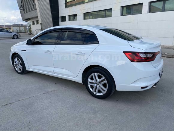 Sahibinden Renault Megane 1.3 TCe Joy 2020 Model 