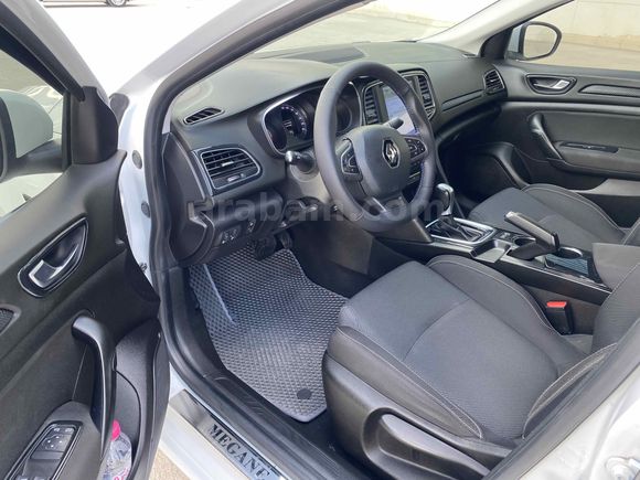 Sahibinden Renault Megane 1.3 TCe Joy 2020 Model 