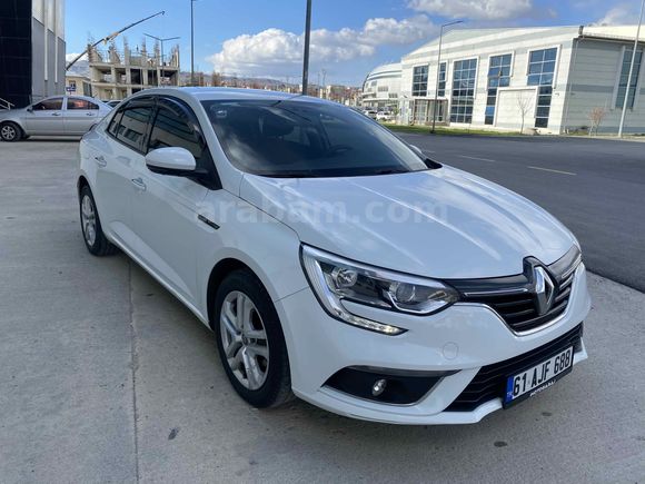 Sahibinden Renault Megane 1.3 TCe Joy 2020 Model 