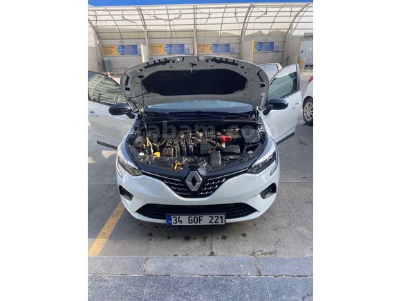 Sahibinden Renault Clio 1.0 TCe Icon 2023 Model 