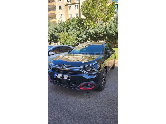 İlk sahibi kamu personelinden Citroen C4 X 1.2 PureTech Shine 2023 Model 