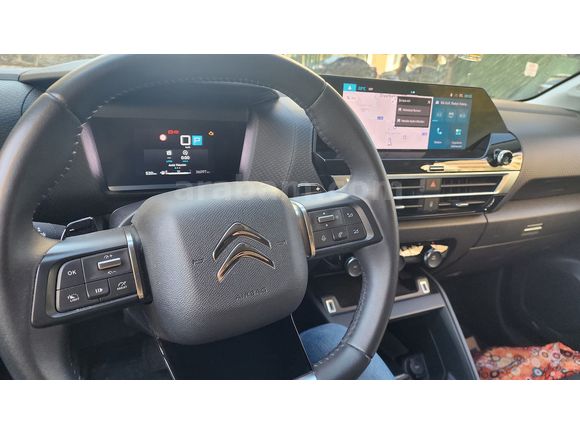 İlk sahibi kamu personelinden Citroen C4 X 1.2 PureTech Shine 2023 Model 