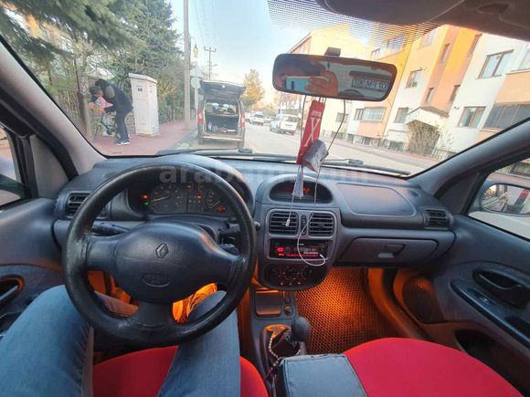 Sahibinden Renault Clio 1.6 RXT 2000 Model 