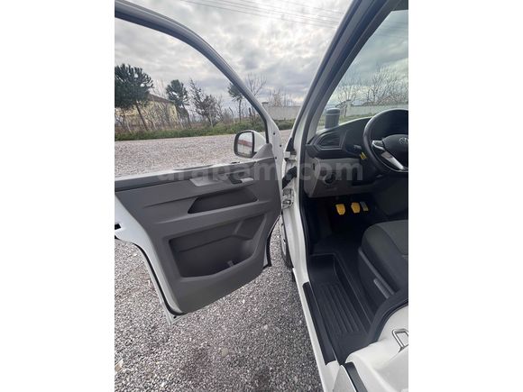 Sahibinden Volkswagen Transporter 2.0 TDI Camlı Van 2023 Model 