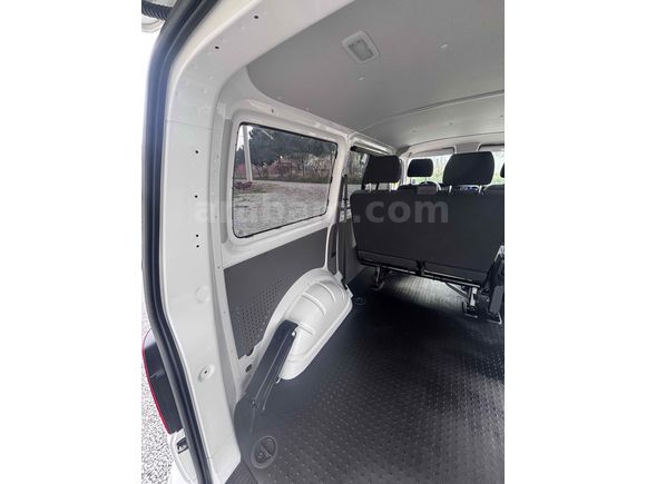 Sahibinden Volkswagen Transporter 2.0 TDI Camlı Van 2023 Model 