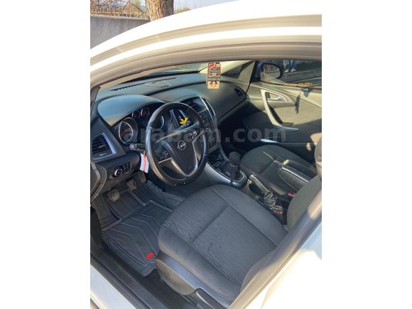 Sahibinden Opel Astra 1.3 CDTI Edition 2012 Model pazarlık payı vardır