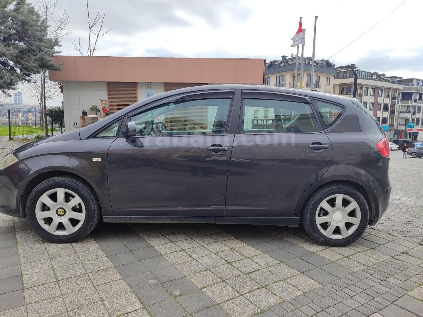 Sahibinden Seat Altea 1.6 Reference 2005 Model İstanbul 320.000 km Siyah 7