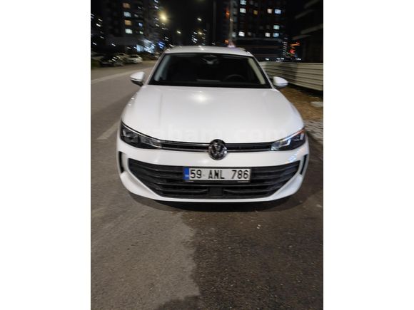Sahibinden Volkswagen Passat 1.5 TSi Impression 2025 Model  16.500 km-Hibrit