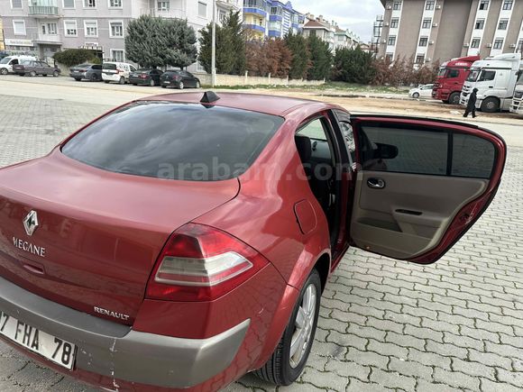 Sahibinden değişensin Renault Megane 1.5 dCi Expression 2006 Model  110 luk 