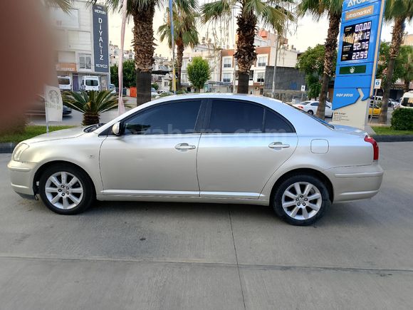 Sahibinden Toyota Avensis 2.0 Elegant 2006 Model