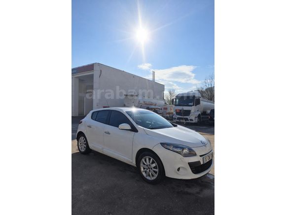 Sahibinden Renault Megane 1.5 dCi Privilege 2011 Model