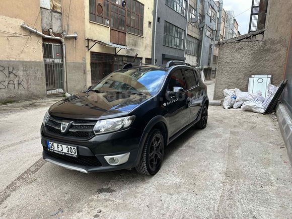 Sahibinden Dacia Sandero 0.9 TCe Stepway Ambiance 2014 Model 