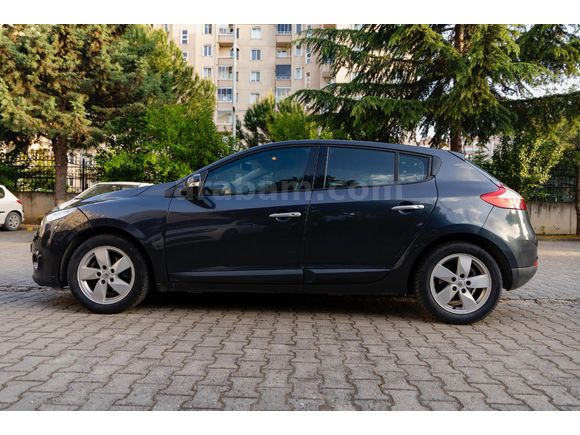 Sahibinden Renault Megane  1.6 Dynamique 2009 Model