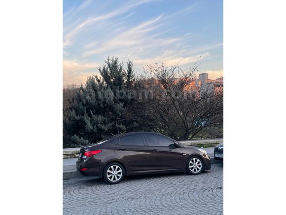 Sahibinden Hyundai Accent Blue 1.6 CRDI Mode Plus 2015 Model 