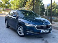 Sahibinden Skoda Octavia 1.5 e-Tec Premium 2022 Model 