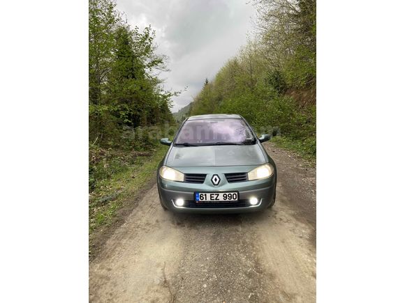 Sahibinden Renault Megane 1.5 dCi Dynamique 2005 Model değişen yok orijinal motor yapılmış (05368545820 