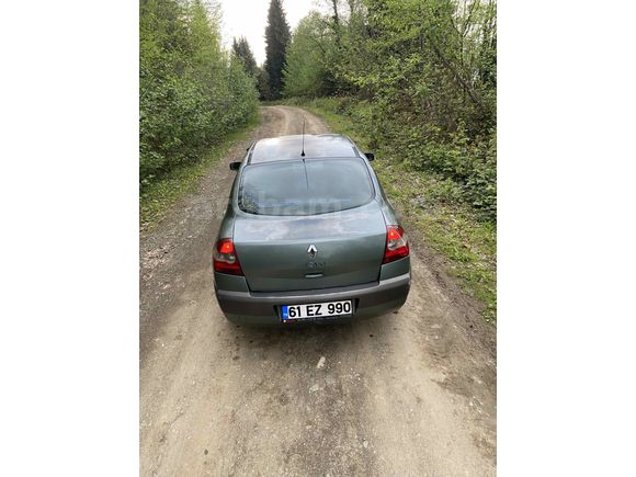 Sahibinden Renault Megane 1.5 dCi Dynamique 2005 Model değişen yok orijinal motor yapılmış (05368545820 