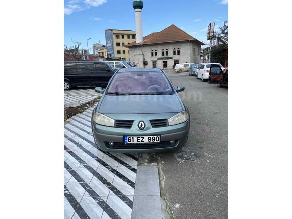 Sahibinden Renault Megane 1.5 dCi Dynamique 2005 Model değişen yok orijinal motor yapılmış (05368545820 