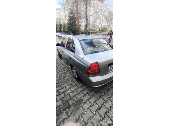 Sahibinden Hyundai Accent 1.3 Admire 2005 Model  412.000 km Gri (Gümüş)