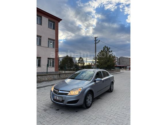 Opel Astra 1.6 Essentia 2008 Model