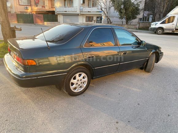 Sahibinden Toyota Camry 2.2 GL 1998 Model  357.500 km Yeşil