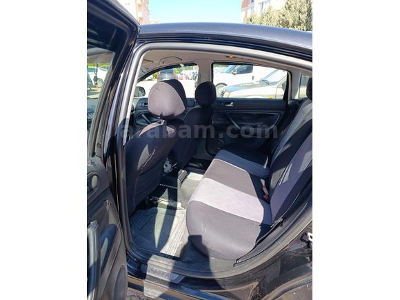 Sahibinden Volkswagen Passat 1.9 TDi 2000 Model