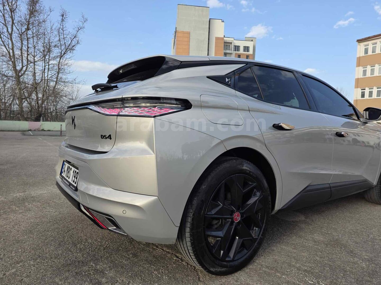 Sahibinden DS Automobiles DS4 1.2 PureTech Performance Line 2024 Model İstanbul 25.000 km Gri 5