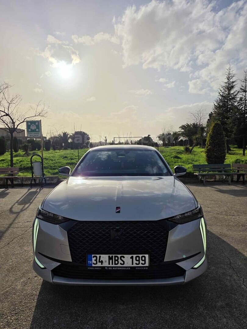 Sahibinden DS Automobiles DS4 1.2 PureTech Performance Line 2024 Model İstanbul 25.000 km Gri 4