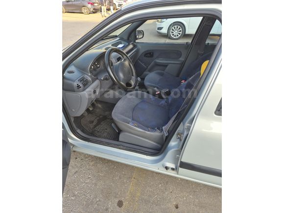 Sahibinden Renault Clio 1.4 RTA 1999 Model