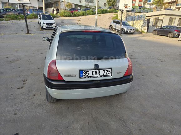 Sahibinden Renault Clio 1.4 RTA 1999 Model
