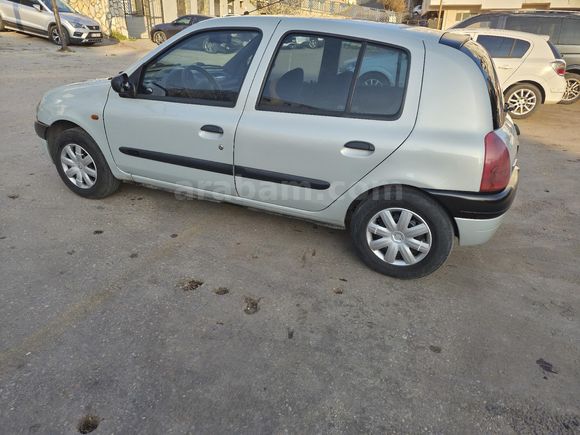 Sahibinden Renault Clio 1.4 RTA 1999 Model