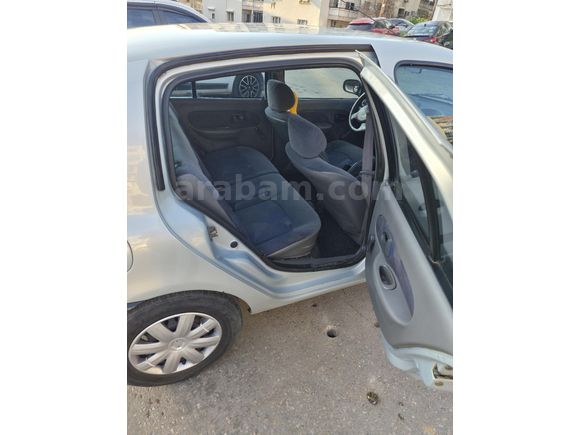Sahibinden Renault Clio 1.4 RTA 1999 Model
