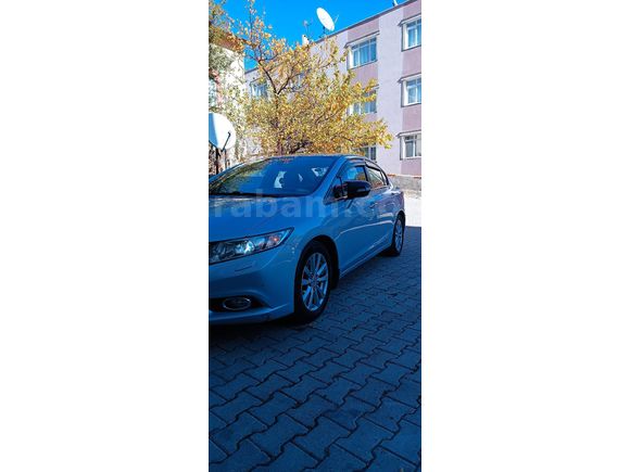 Sahibinden Honda Civic 1.6i VTEC ECO Elegance 2012 Model